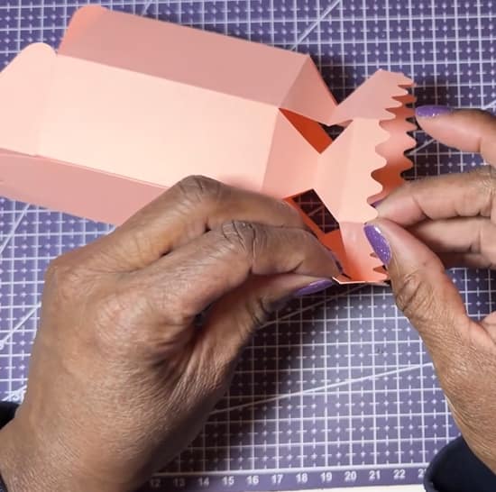 Step 4-B Insert Top Flap